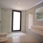 villa_moraira_bathroom